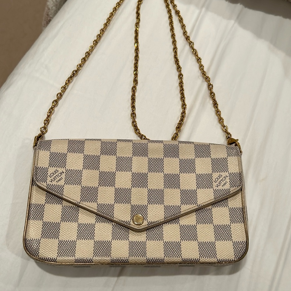 Louis Vuitton Felicie pochette